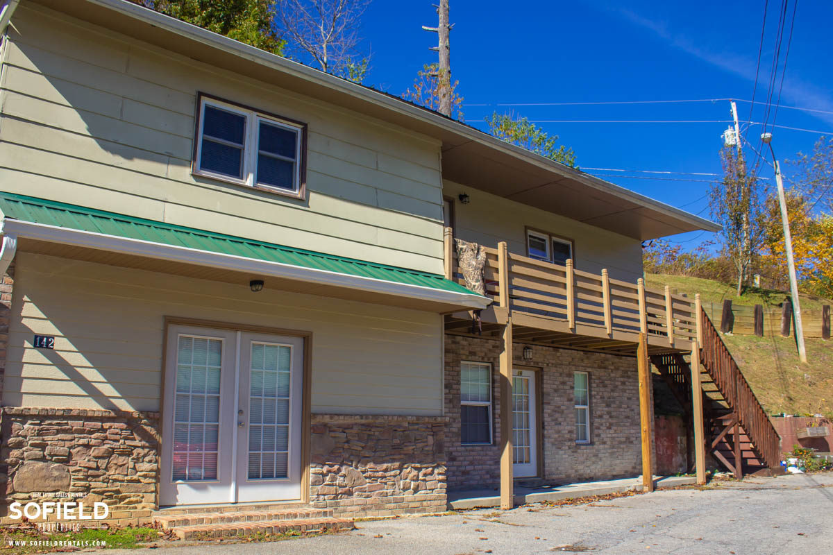 Woodland Hills apartments