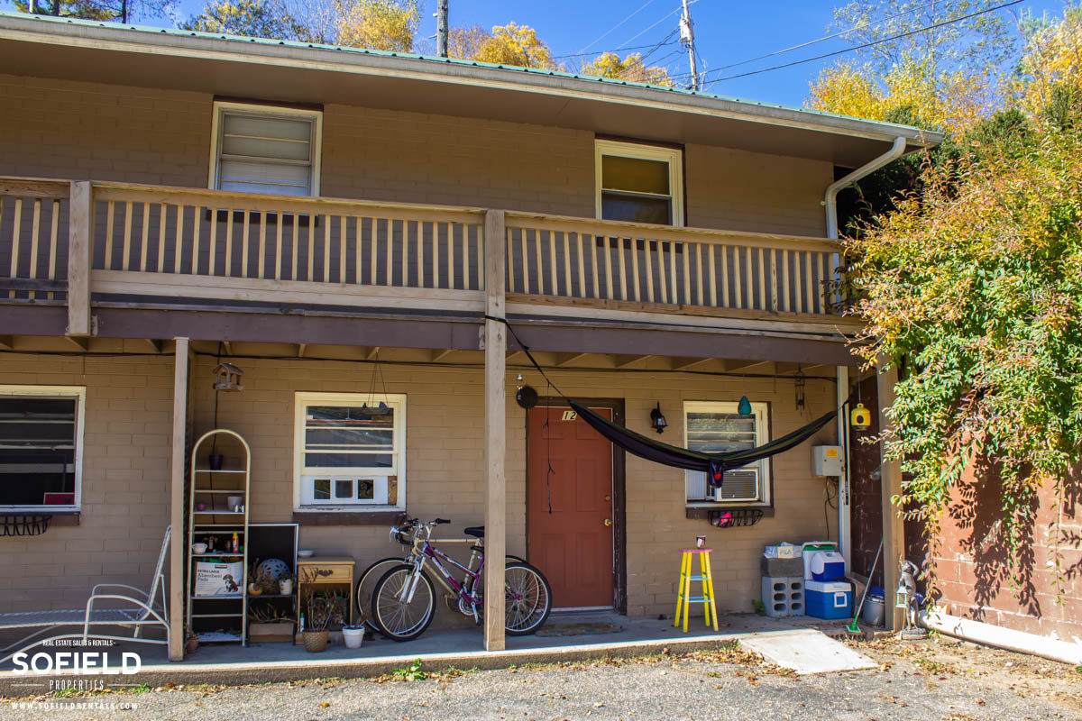 Woodland Hills apartments